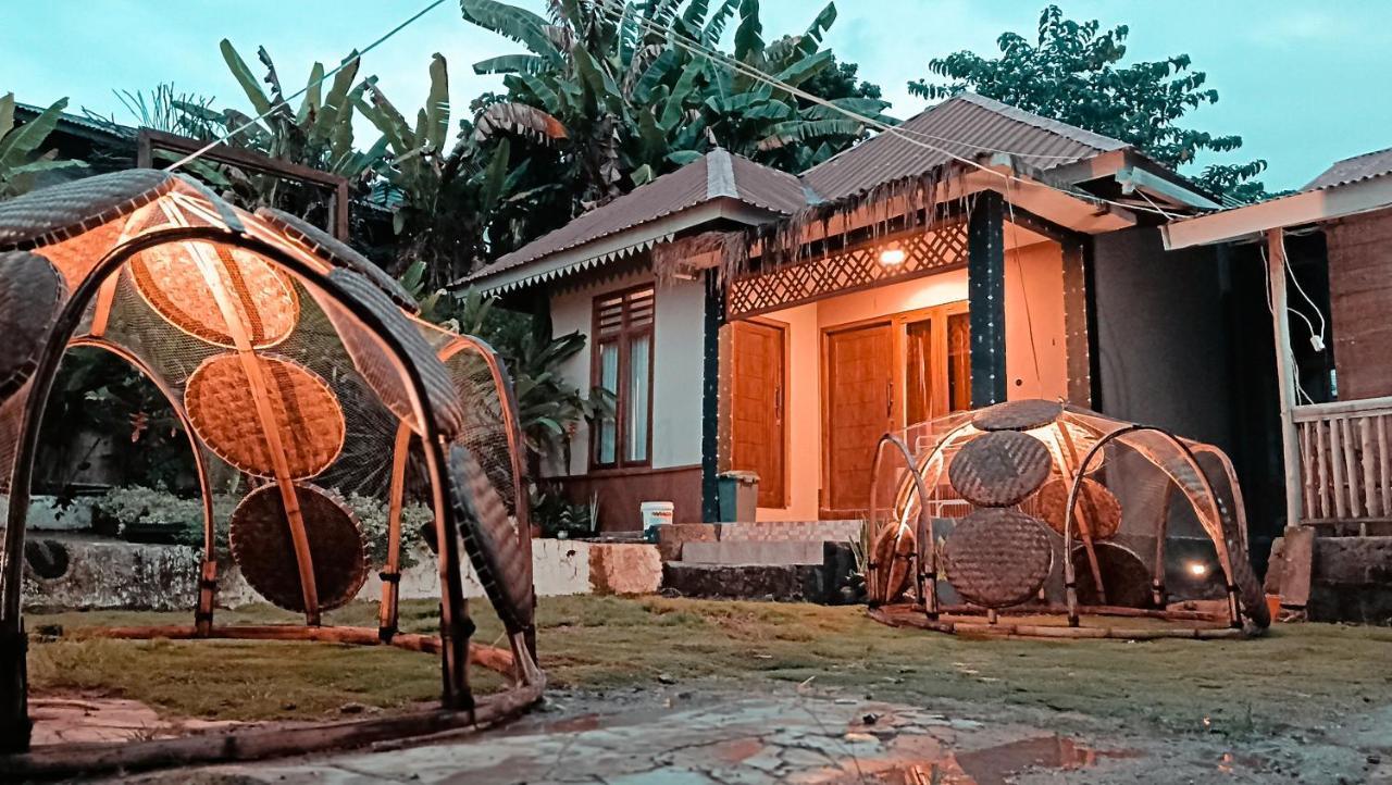 Lontart Guesthouse Nggorang Екстер'єр фото